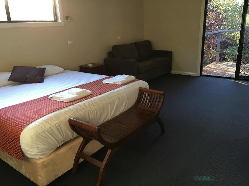 Hillview Farmstay Gundagai Esterno foto