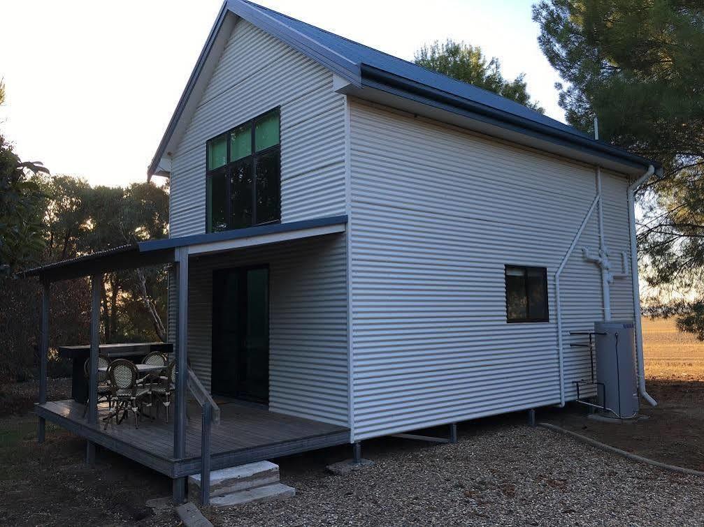 Hillview Farmstay Gundagai Esterno foto